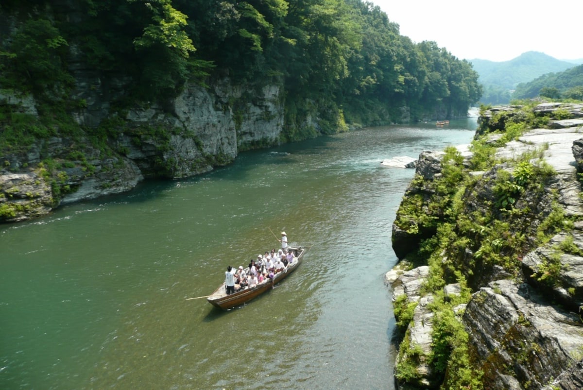 6. ล่องเรือที่นากาโทโระ จ. ไซตามะ (Nagatoro Line Kudari, Saitama)