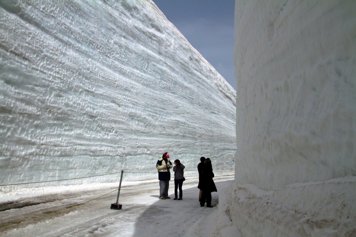 9 Tateyama Kurobe Alpine Route