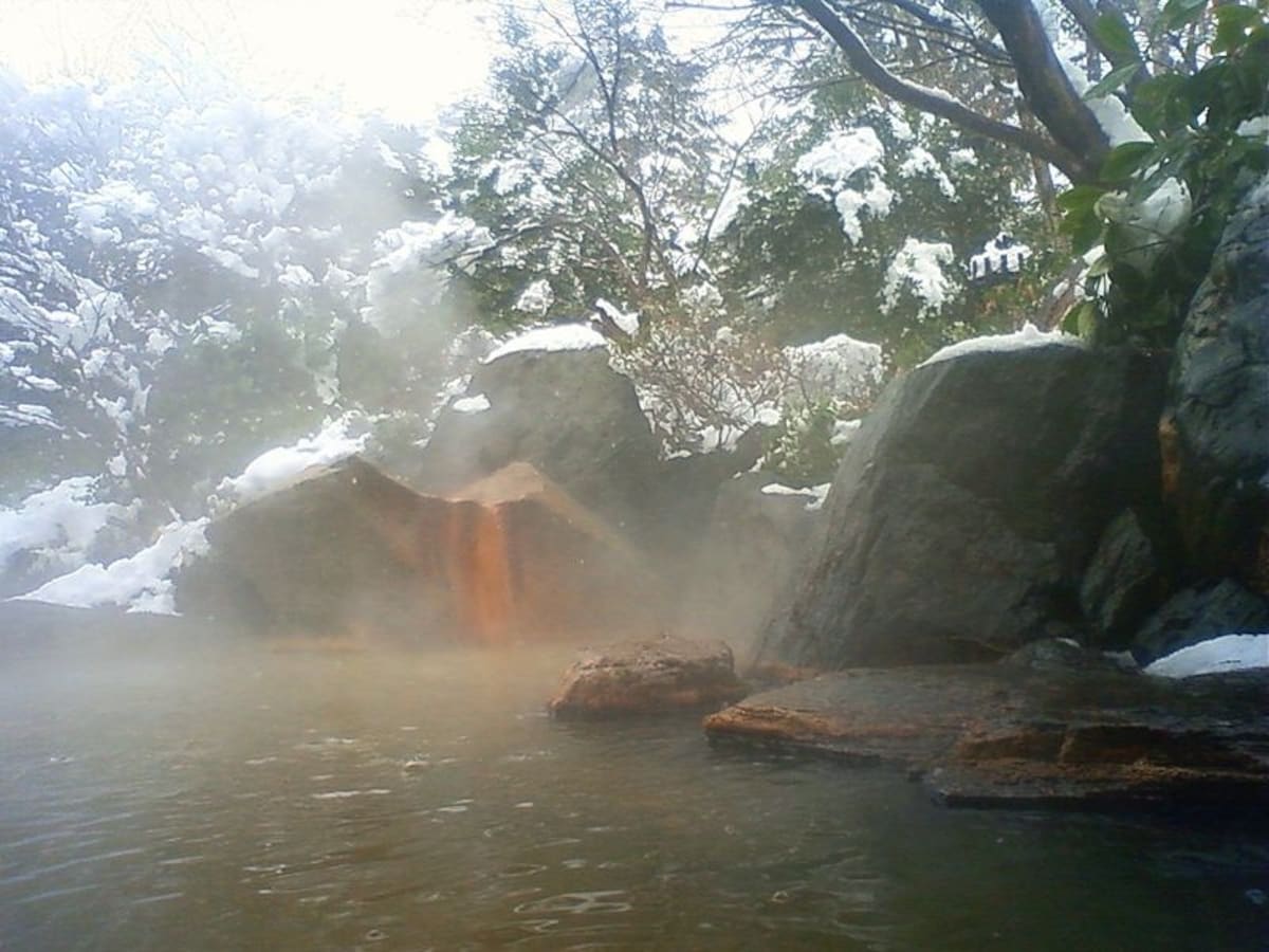 อะกิอุ ออนเซ็น (Akiu Onsen)