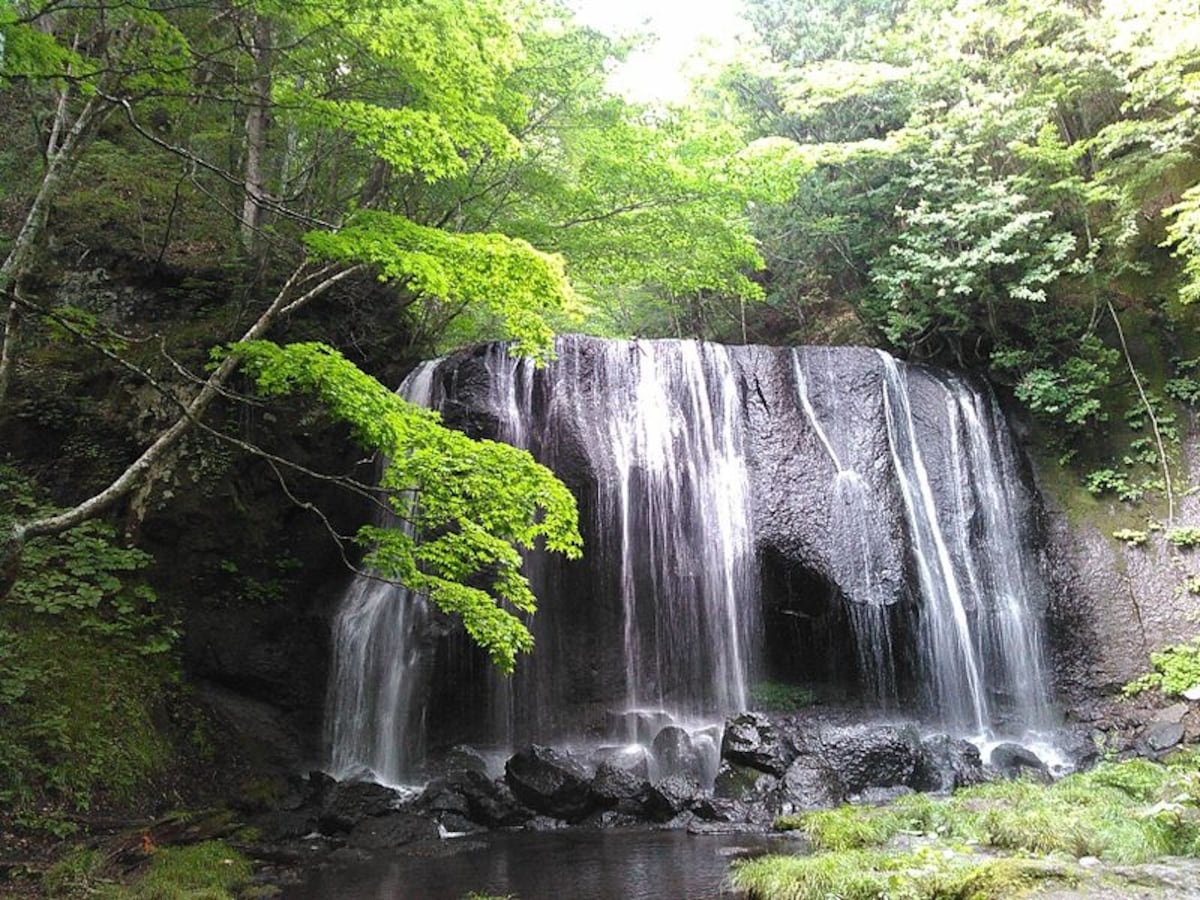 วันที่ 4 ชมน้ำตกธรรมชาติสวยๆ ที่เมือง Inawashiro