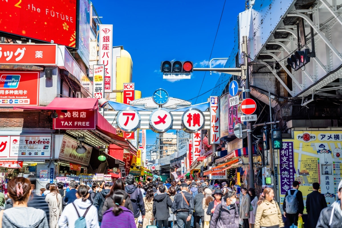 H17 สถานีอุเอโนะ (Ueno Station)