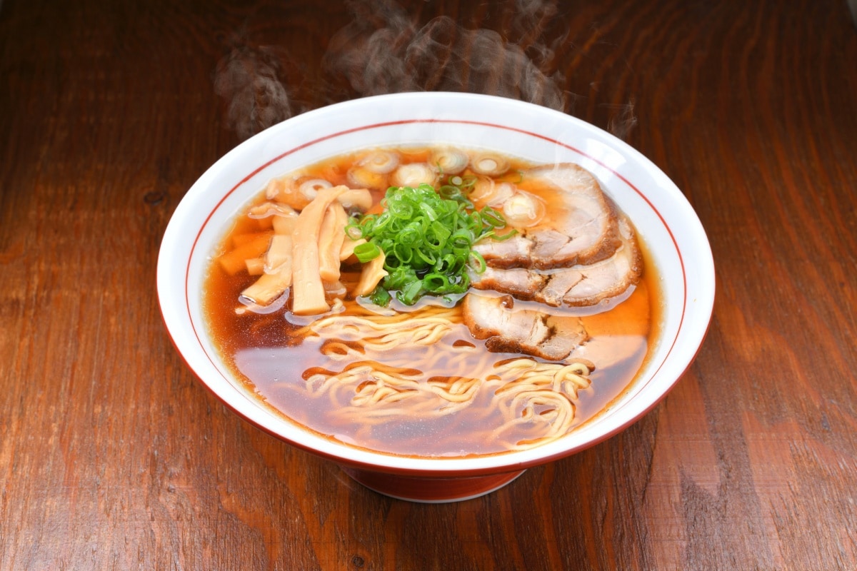 3.1 โชยุราเม็ง (shoyu ramen/しょうゆラーメン)