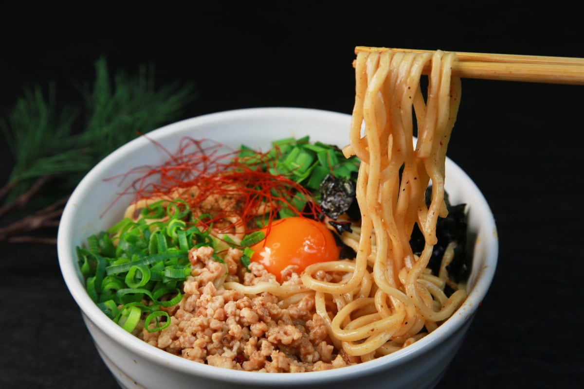 5. มาเสะโซบะ (maze soba/まぜそば)