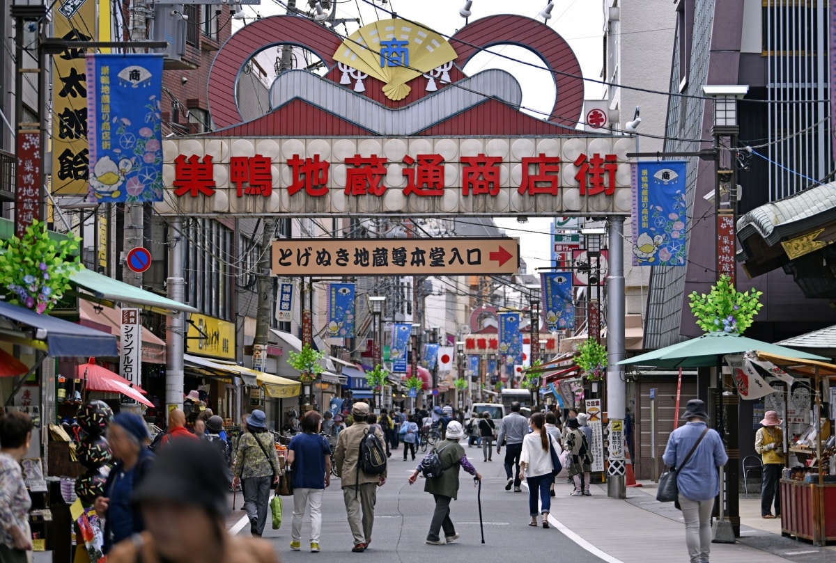 I - 15 สถานีสึงาโมะ (Sugamo Station)