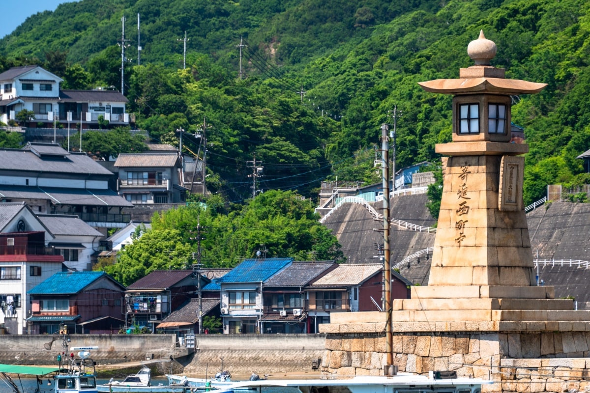 7. เมืองท่าโทโมโนะอุระ (Tomonoura Sea Port)