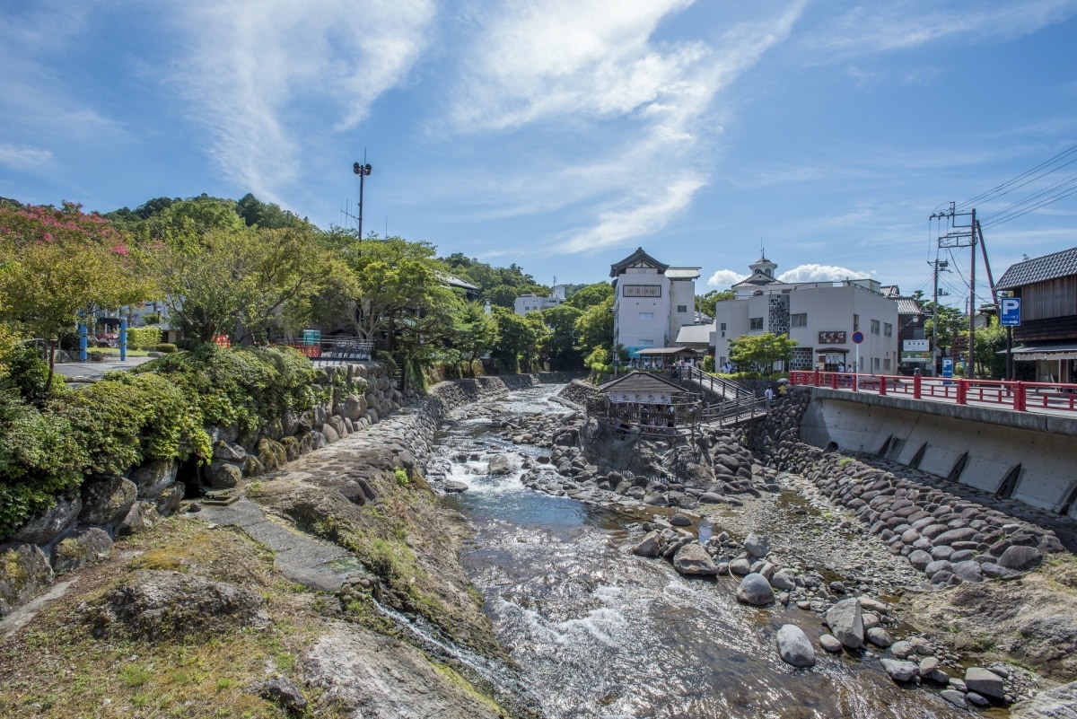 5. เมืองอิซุและชูเซ็นจิออนเซ็น จังหวัดชิซุโอกะ (Izu-Shuzenji, Shizuoka)