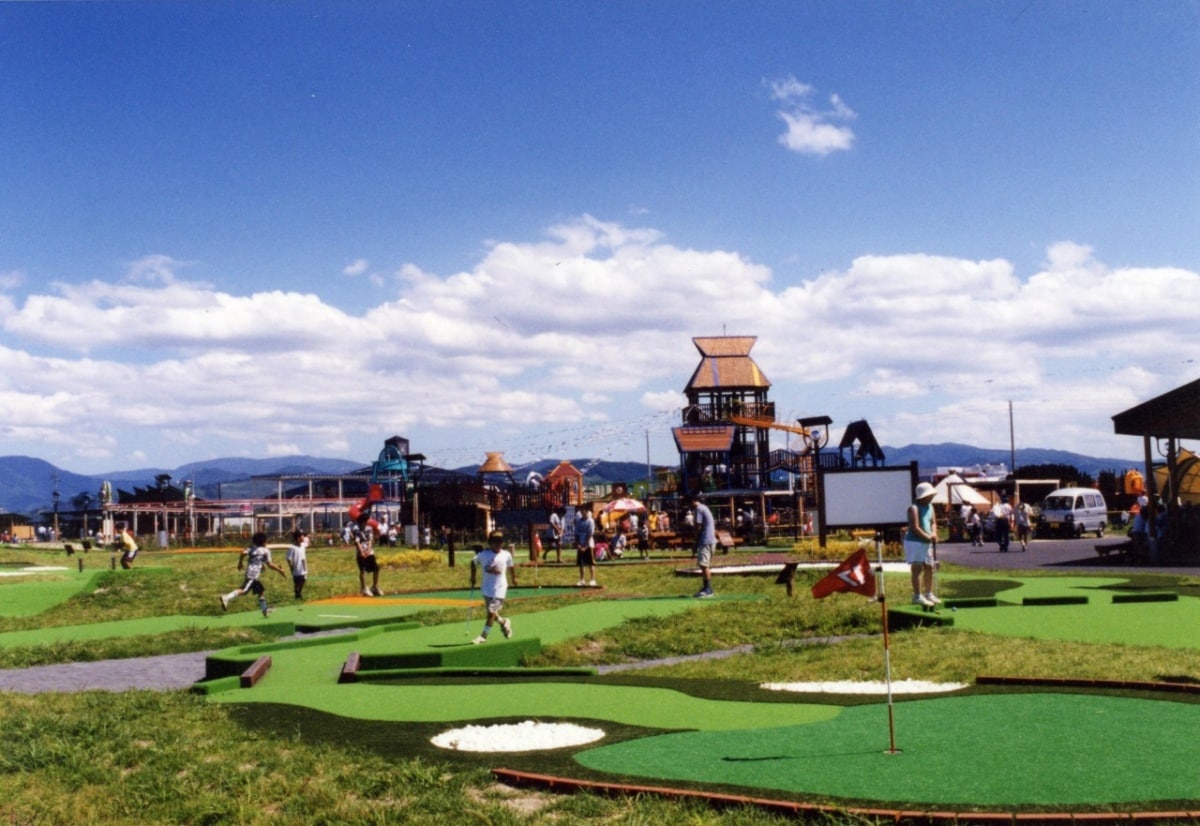 4. สถานีริมทางอินากะดาเตะ ยาโยอิ โนะ ซาโตะ (Roadside Station Inakadate Yayoi no Sato) จังหวัดอาโอโมริ (Aomori)