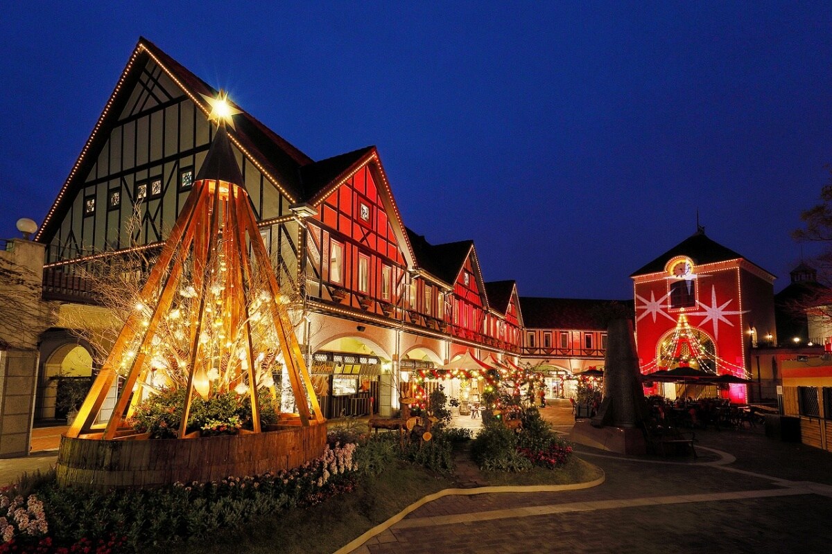 2. ตลาดคริสต์มาสโกเบ จังหวัดเฮียวโกะ (Kobe Christmas Market, Hyogo)