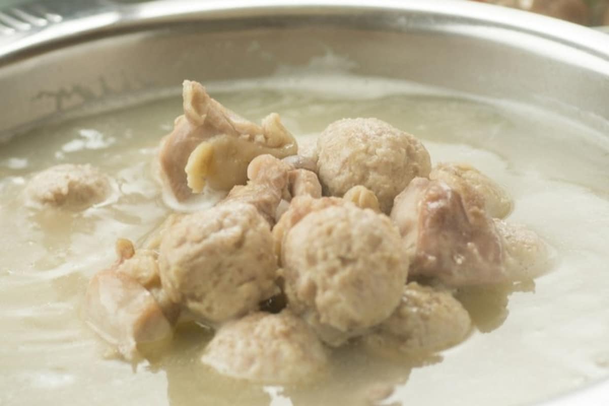 河景第一排的水炊鍋饗宴｜鳥善 西中洲別館