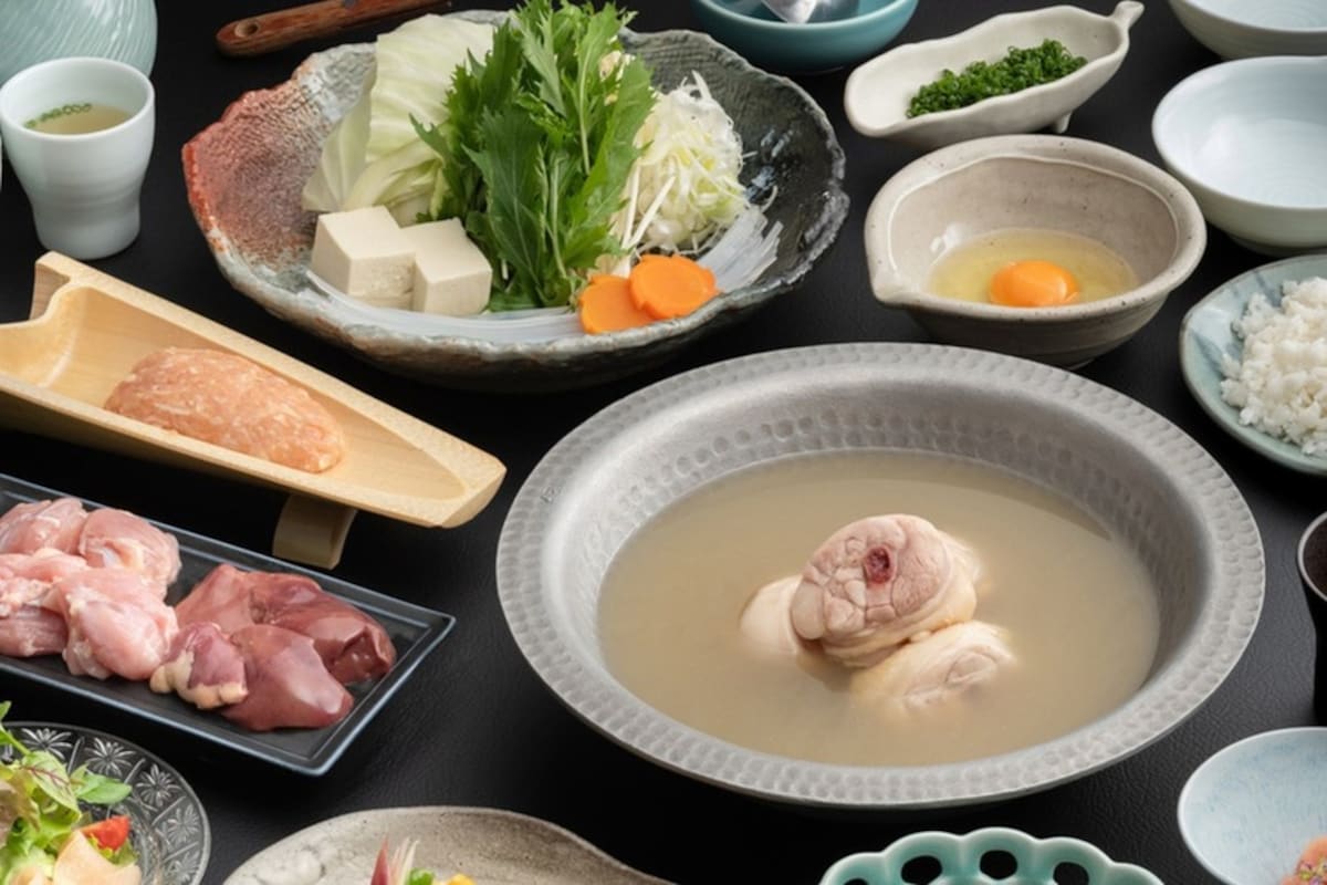 百年老舖的品牌保證｜水炊き料亭 博多華味鳥 中洲本店