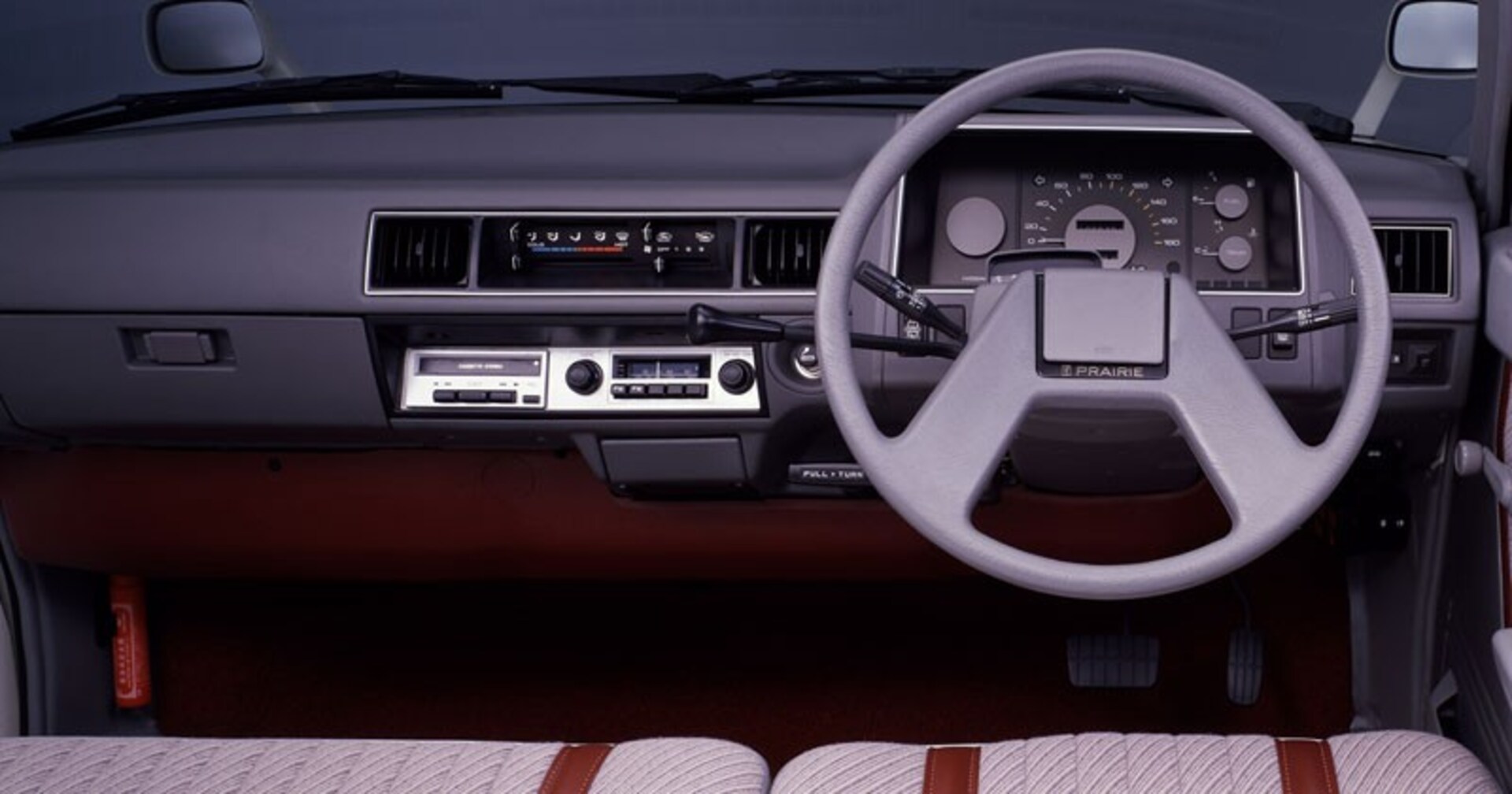 中年名車図鑑 初代 日産プレーリー 国産ミニバンの草分け的モデルが 発売当時 ミニバン を名乗らなかった理由 Citrus シトラス