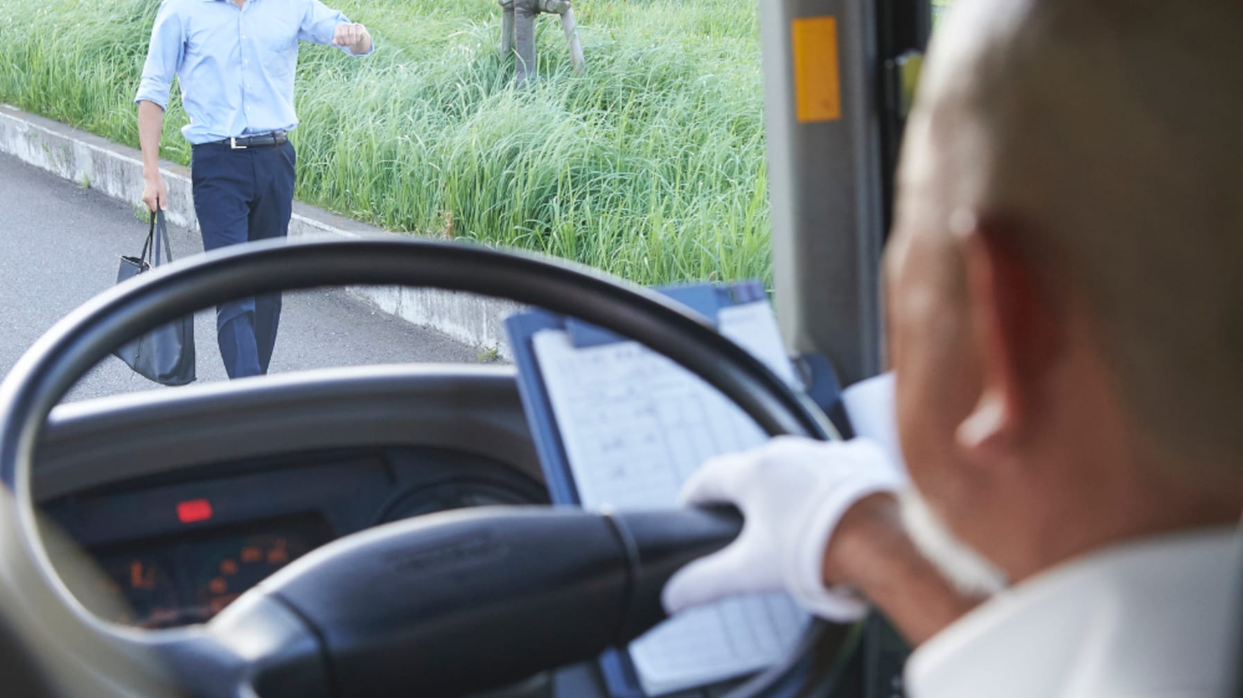 運転手が左手で バスの事務所に乗り込んできたクレーマー その奇想天外な内容に驚きを隠せない Citrus シトラス