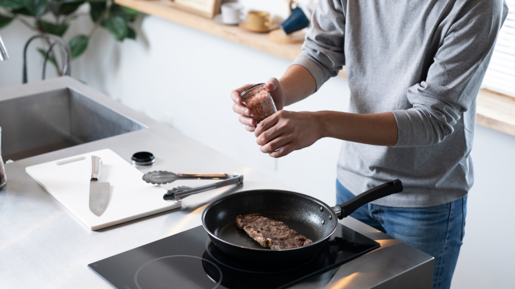 自炊したほうが良いと言う人がいるけれど 外食だと塩分過多になるという指摘への反論が話題に Citrus シトラス