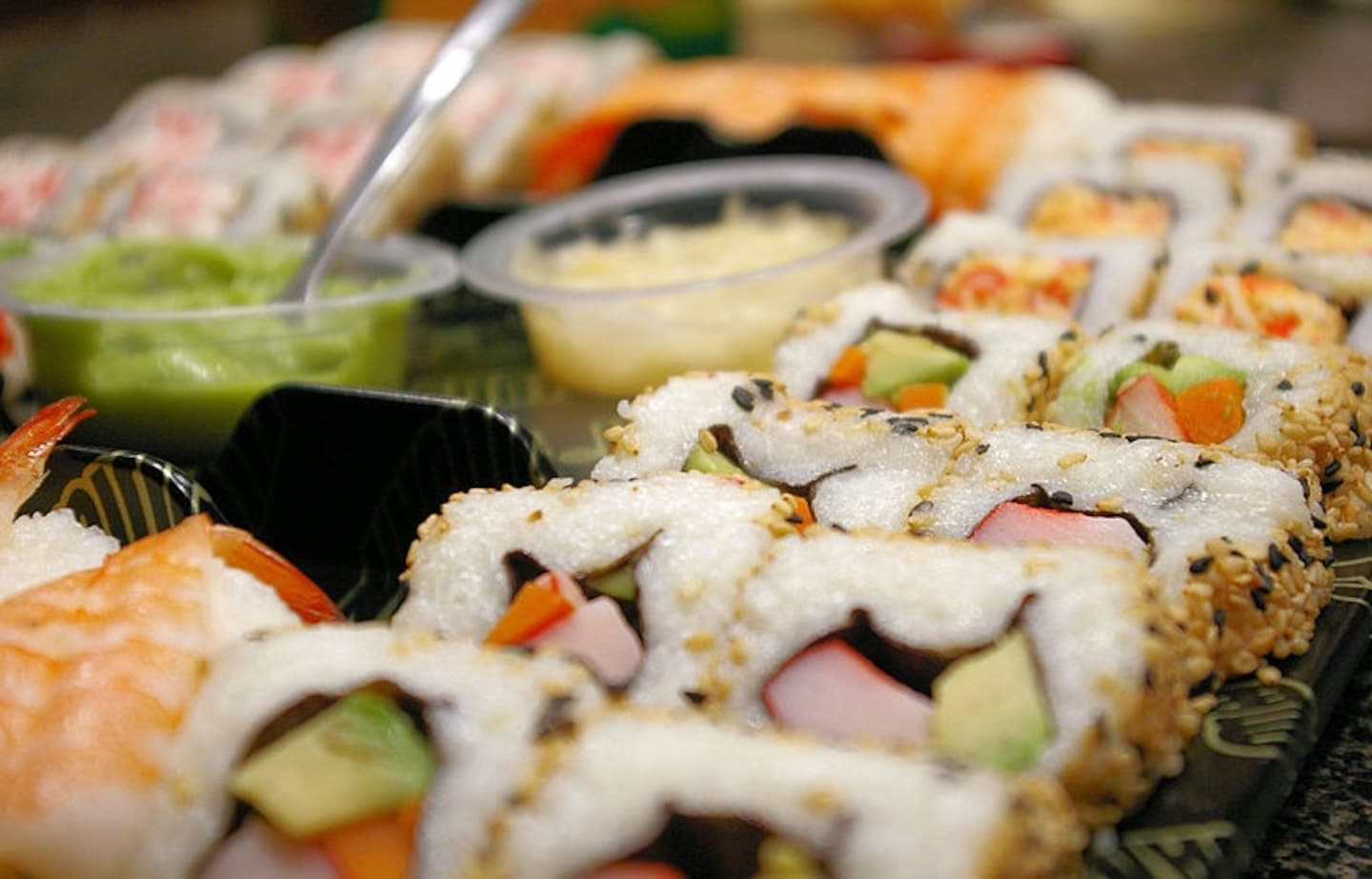 Helpful Healthy Tips When Ordering Sushi