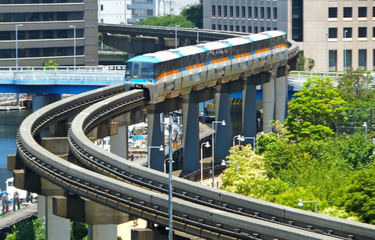 3 Ways to Ride High Above Tokyo