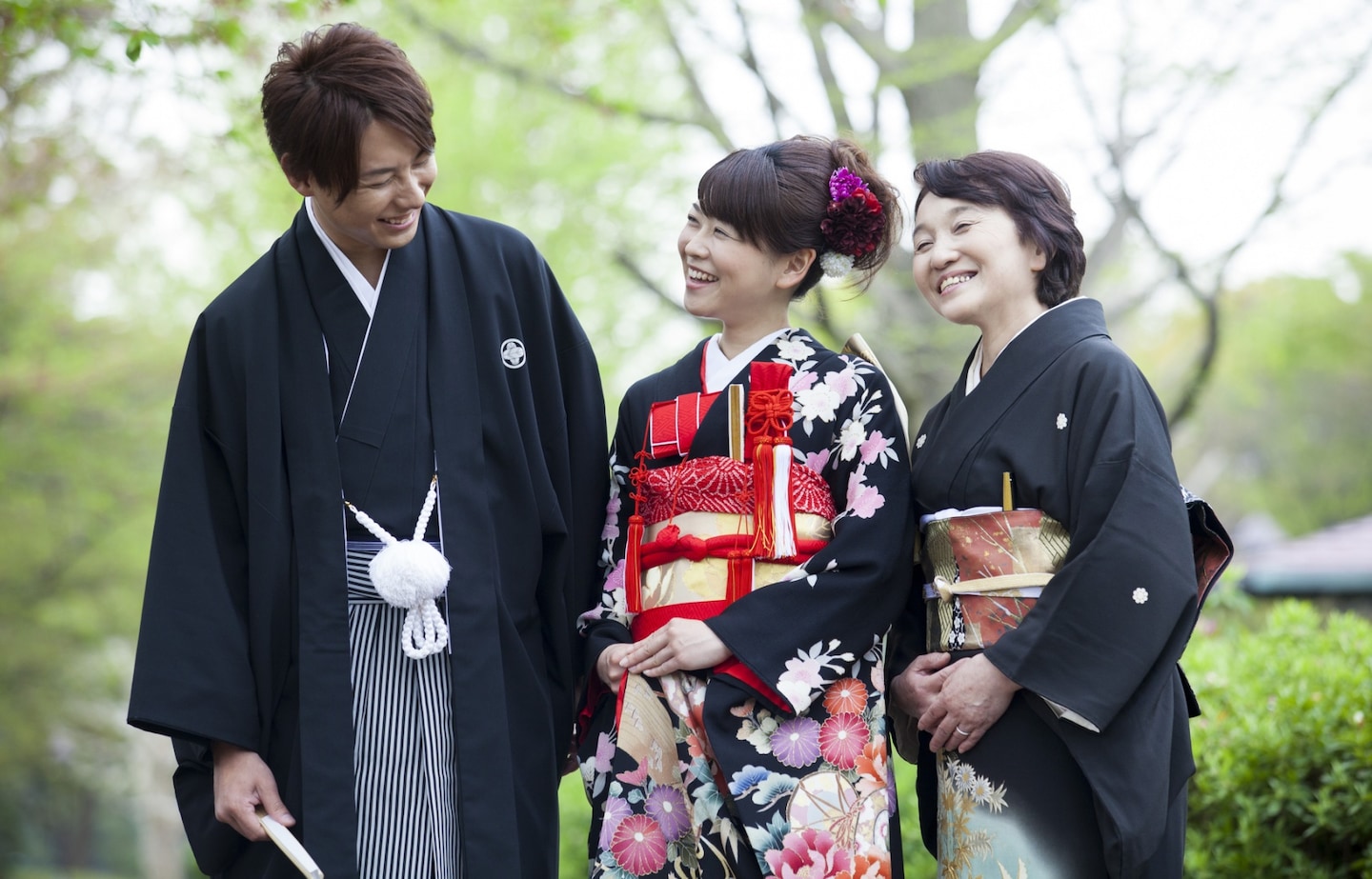 How Are Men's & Women's Kimono Different?