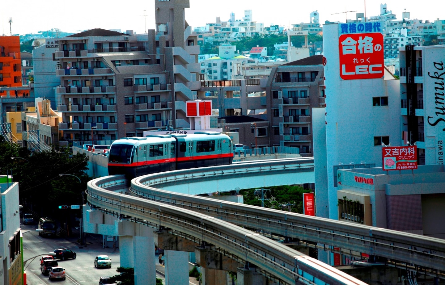 How to Get Around Naha by Yui Rail