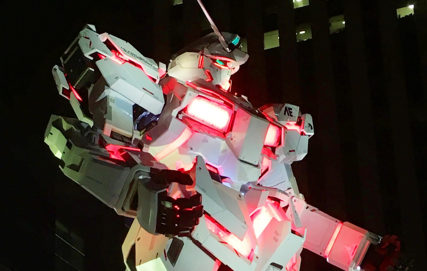 เปิดตัวกันดั้มยักษ์ตัวใหม่ RX-0 Unicorn!