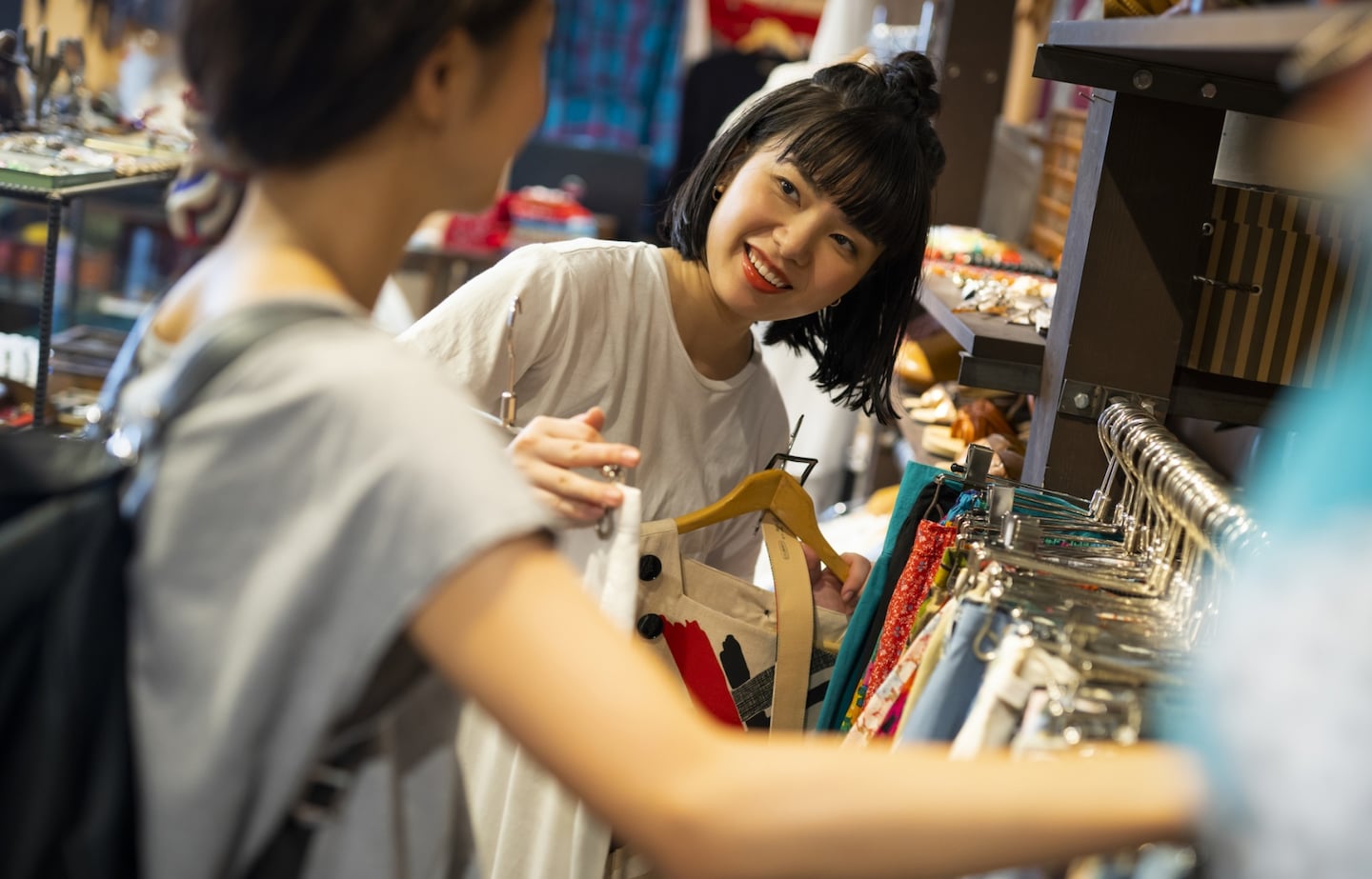 【旅遊日文】日本掃貨購物常用的10句日文