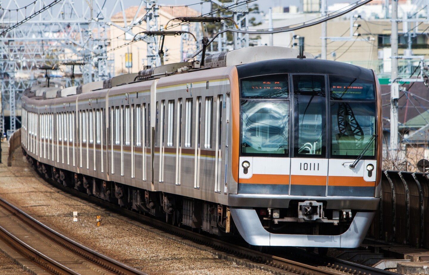 ลุยที่เที่ยวติดรถไฟสาย Fukutoshin