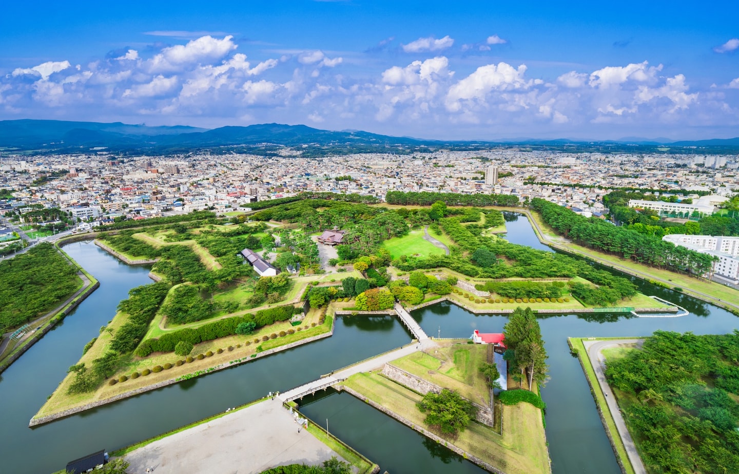 日本自由行：跟着最新柯南剧场版，在函馆开启圣地巡礼之旅！