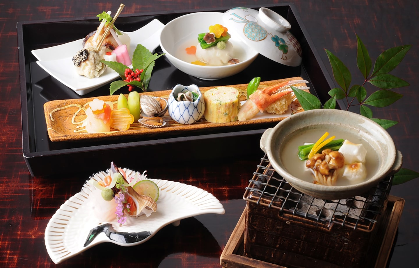 榻榻米上的味觉艺术:日本会席料理入门指南
