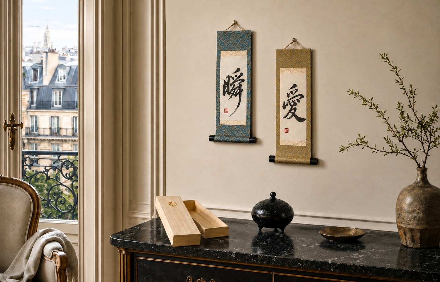 รู้จักตัวตนใหม่ผ่านตัวอักษรญี่ปุ่นบน Wish Scroll งานเขียนพู่กันญี่ปุ่นบนภาพแขวนขนาดเล็กโดยนักเขียนพู่กันญี่ปุ่น