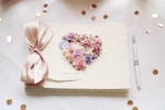 結婚式のおしゃれな芳名帳・ゲストブックおすすめ15選｜バインダー式やカードタイプが人気！