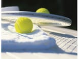 テニスのグリップの握り方・種類・厚さ・テープの位置