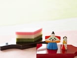菱餅とは？ 由来・ひな祭り色の意味、重ね方の順番や食べ方