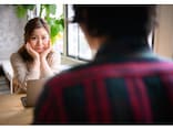 「脈なし」なら諦める？好きな人へのアプローチ、どうするのが正解？