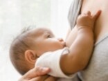 乳頭亀裂・水泡・血豆……授乳中の乳首トラブルの原因とケア