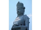 青海原に平和への祈りをこめて　東京湾観音
