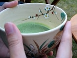 茶道でお茶碗を回す理由って？作法でとるコミュニケーション
