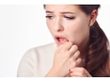 頬の内側や舌を噛んでしまうのは治せる？原因・治療・対策法