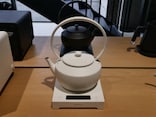 “やかん風”電気ケトルと“非・家電”のカセットコンロ？ バルミューダのユニークな新作の実力は