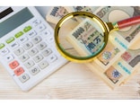 70歳を過ぎて会社に勤務している場合、老齢厚生年金の支給停止を受けないようにするためには、国保に変えればよい？