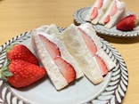「食べたくなってきました」果物の甘さが引き立つ！ “水切りヨーグルト”で作るフルーツサンドが話題