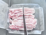 【ニトリ】肉の冷凍がグッとラクに！ まさに“お値段以上”な「まな板にもなる 小分け冷凍パック」