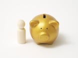 今年60歳です。非正規雇用で貯金ができず、63歳で年金繰上げを考えてますが、どうでしょうか？