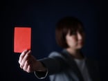 「新入社員の時、セクハラされた」と暴露した40代同僚にモヤモヤ「20年近く前の話を……」