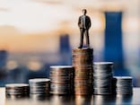 1位は唯一“2000万円”超！ 従業員数101～300人規模の「上場企業の年収ランキング」【TOP20】