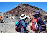 いよいよ富士山が山開き！2025年から「通行料」「入山料」は一律4000円で新ルールに