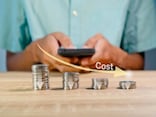 資産が目減りしています。オルカンなど、保有している資産をリバランスするべき？