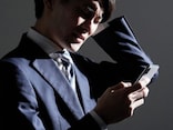 「電話が苦手」なのは若者だけではない？ 全世代に共通する「電話嫌い」の原因と脳科学的な解決策