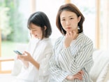 LINEの「。」は怒ってるサイン？ ガラケー世代とは違う、若者にドン引きされるSNS作法