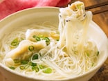 「一口食べたら止まらなくなる」味の素がすすめる！ 餃子とそうめんで作る“ラーメン風”レシピが話題