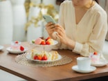 下着姿の妻がSNSに……。知人から明かされた“妻の別の顔”に、46歳夫が「決意したこと」