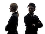 ハラスメントを恐れる「就職氷河期世代」と対面での会話が苦手な「若手世代」が知らないと損すること