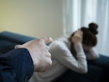 「妻を奴隷扱い」したモラハラ元夫を“いい人”と言う実母。現夫への「ひどい皮肉」に愕然